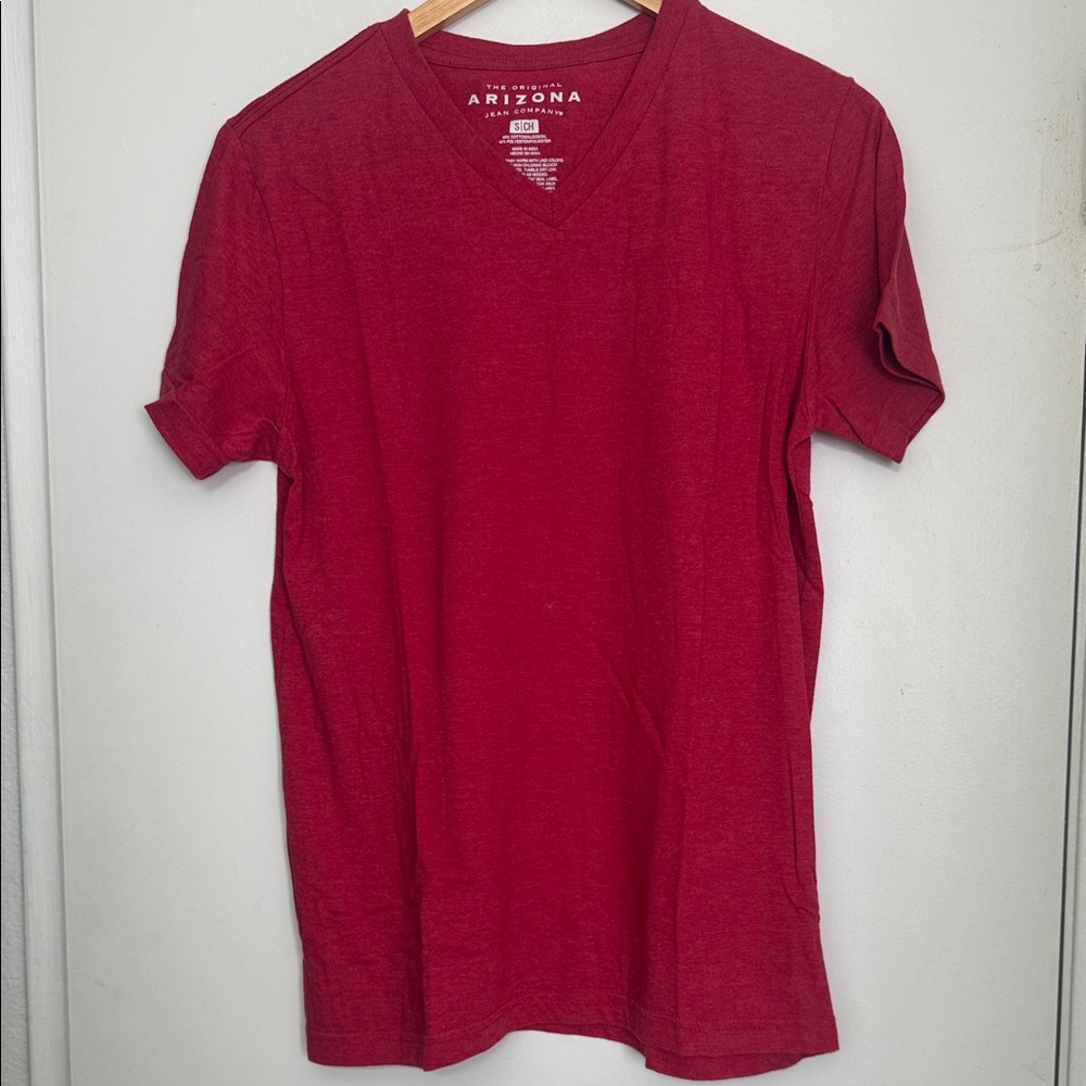 Arizona Jean Company Classic Red V-Neck Tee - Picture 1 of 1